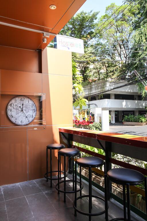 Hostel 8 Sukhumvit Soi 8 Bangkok Exterior photo