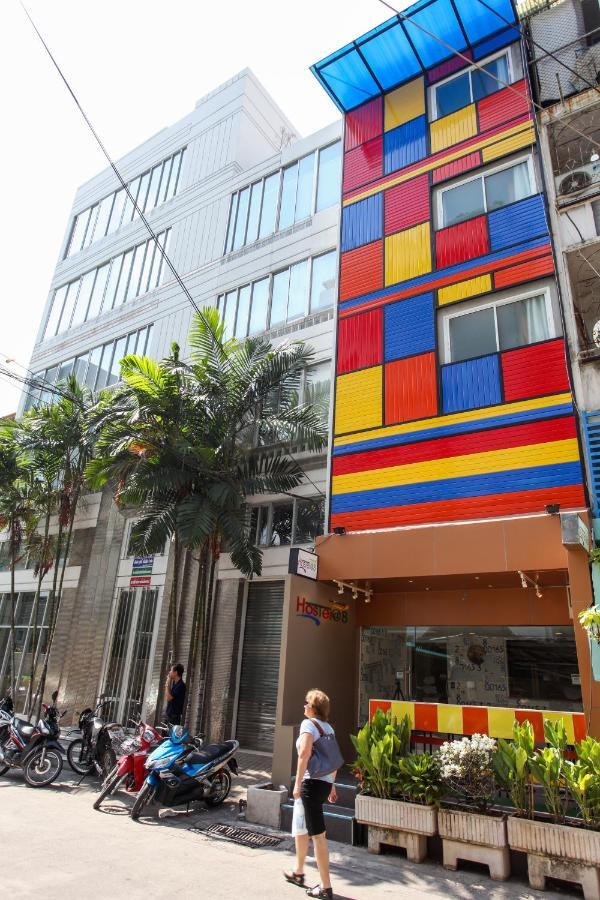 Hostel 8 Sukhumvit Soi 8 Bangkok Exterior photo